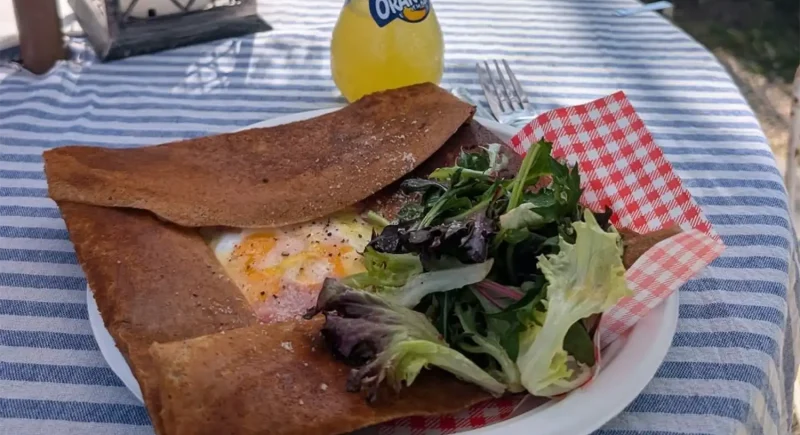 Bluebush Estate - Cafe Brocante - Lovedale